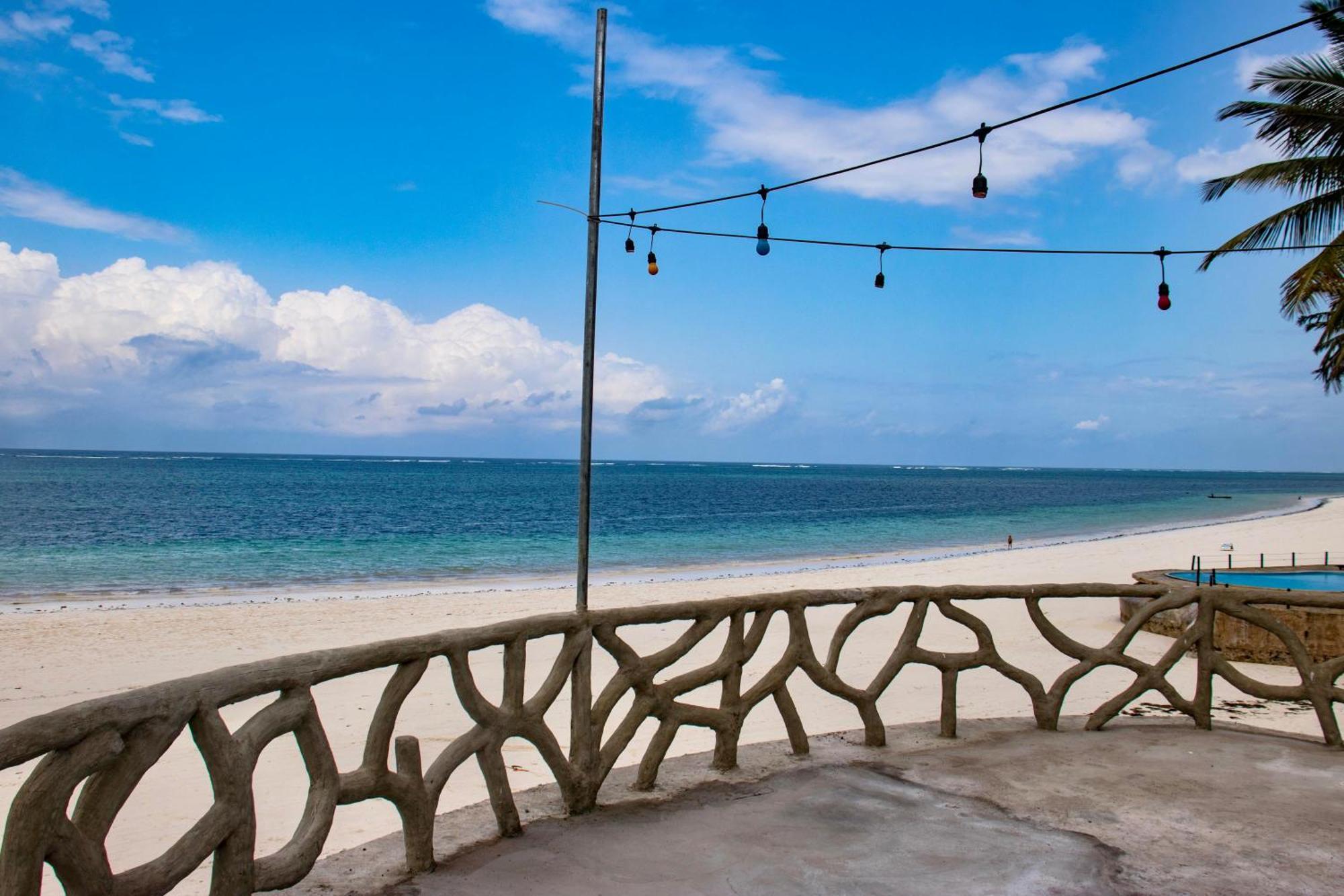 Soul Breeze Beach Resort Diani Beach Dış mekan fotoğraf