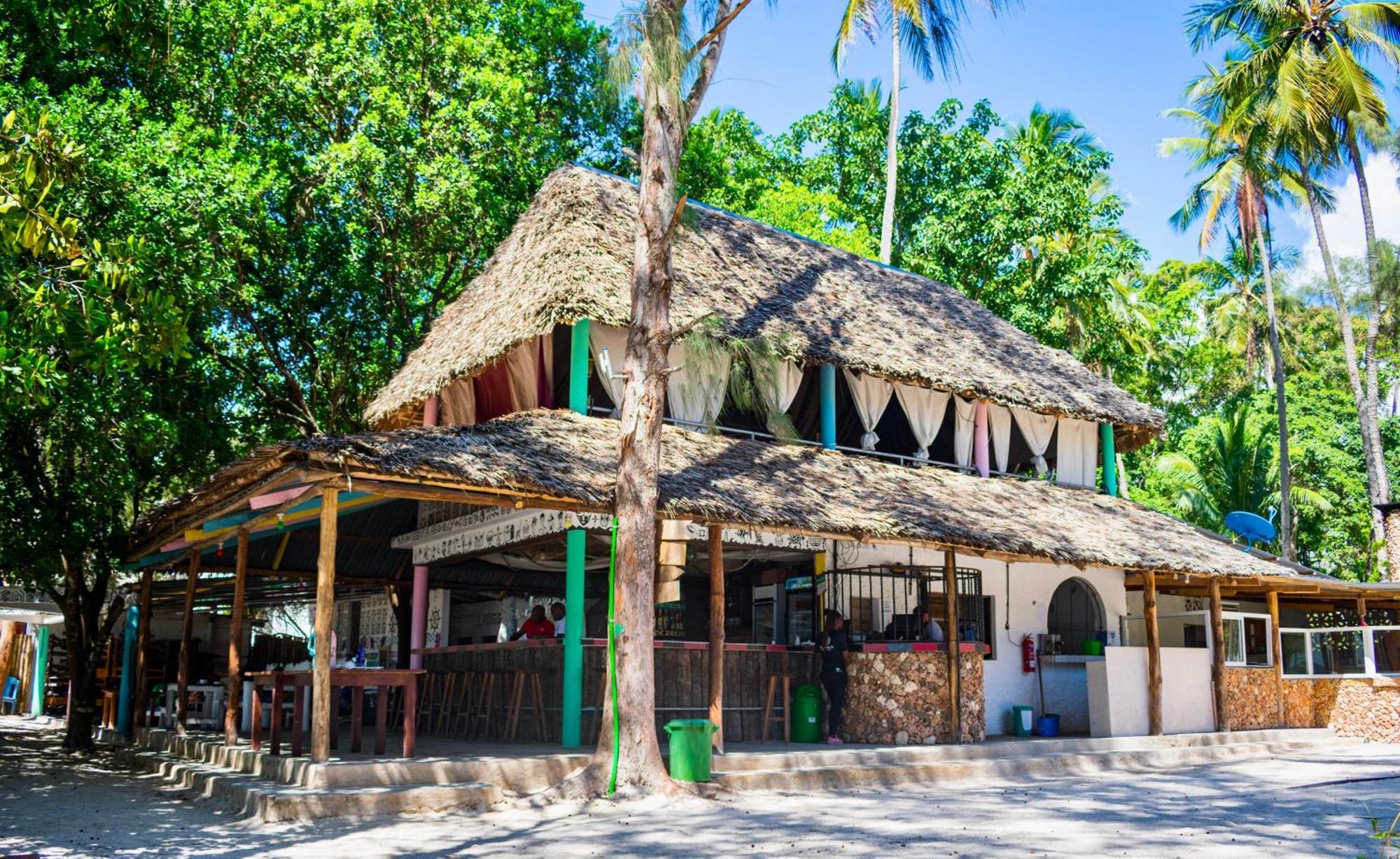 Soul Breeze Beach Resort Diani Beach Dış mekan fotoğraf