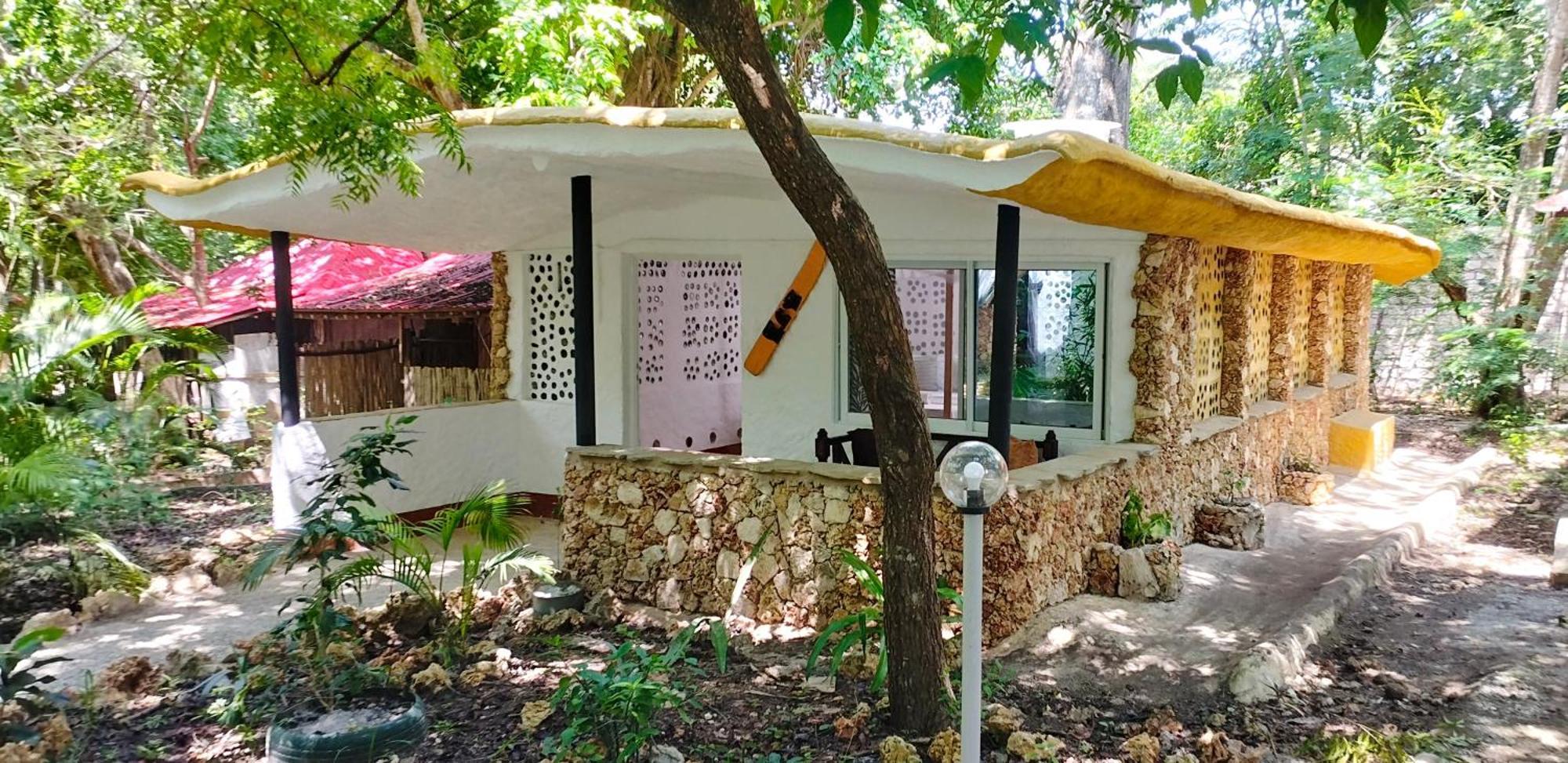 Soul Breeze Beach Resort Diani Beach Oda fotoğraf
